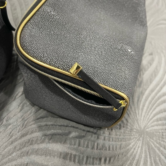 Estée Lauder Two New Make up Bags from Estée Lauder - Picture 4 of 7